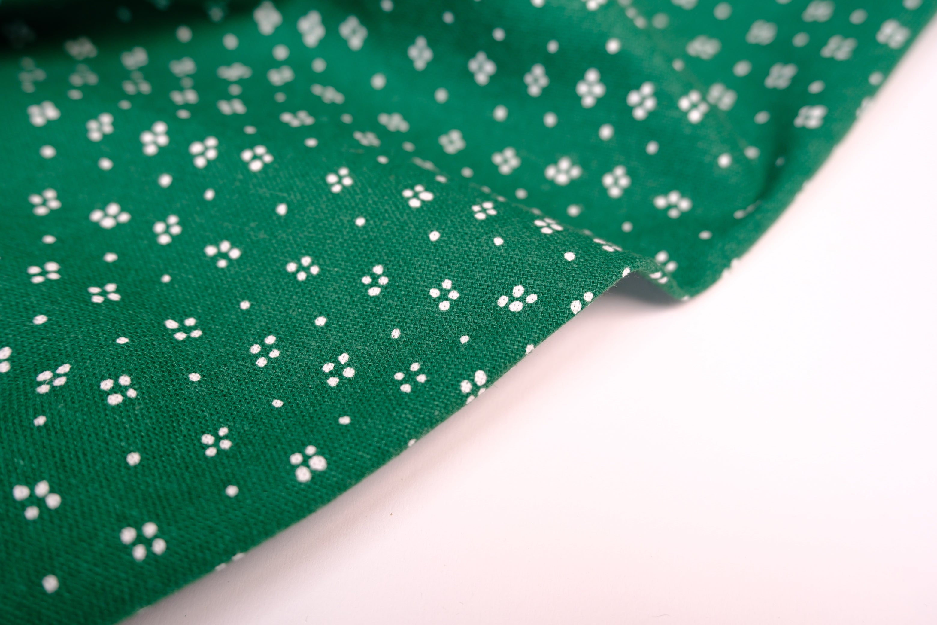 Marimekko Muija Cotton-Linen Fabric - Per 1/2M