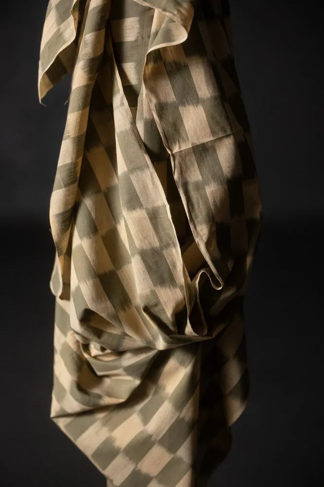 Merchant and Mills Firle Ikat Indian Cotton (per 1/2M)