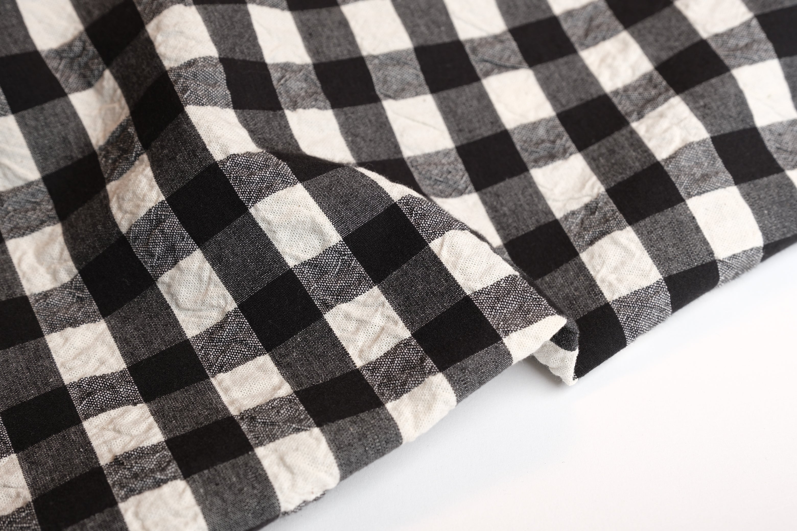 100% Cotton Seersucker - Black and White (Per 1/2 M)