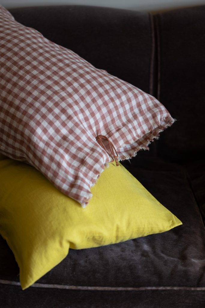 Merchant and Mills - Mr. Citrus 185 gsm Linen (per 1/2 M)