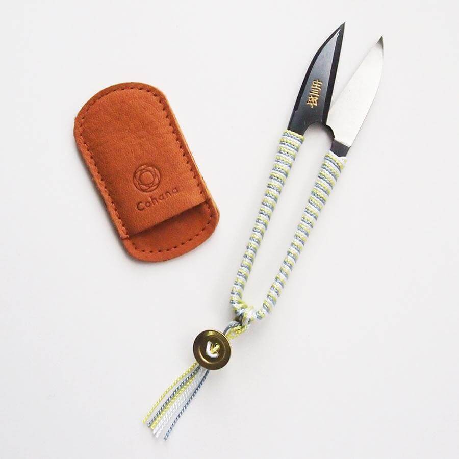 Shozaburo Thread Snips with Iga Silk Braid - Cohana