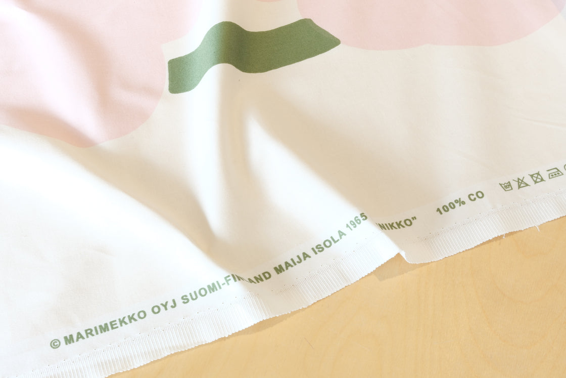 Marimekko Unikko Cotton Sateen Fabric (per 1/2 M)
