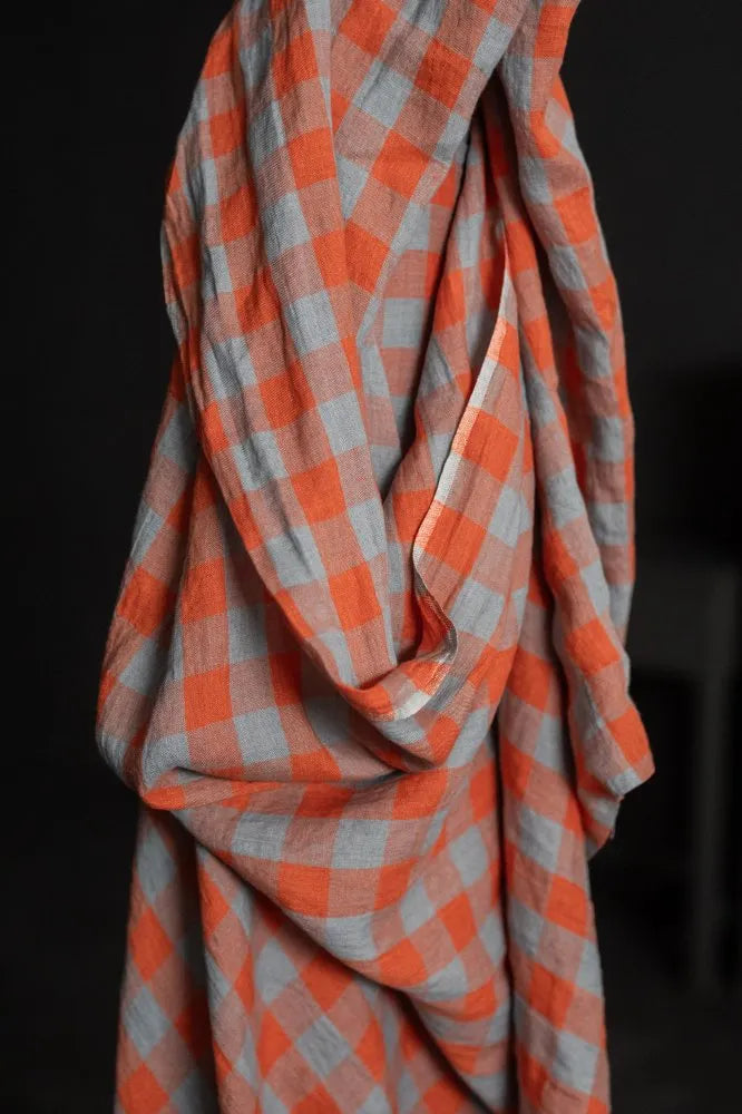 Merchant & Mills Campari Spritz Linen (per 1/2 M)