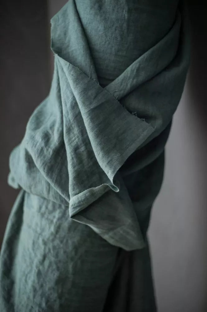 Merchant & Mills 260 Linen (per 1/2M)
