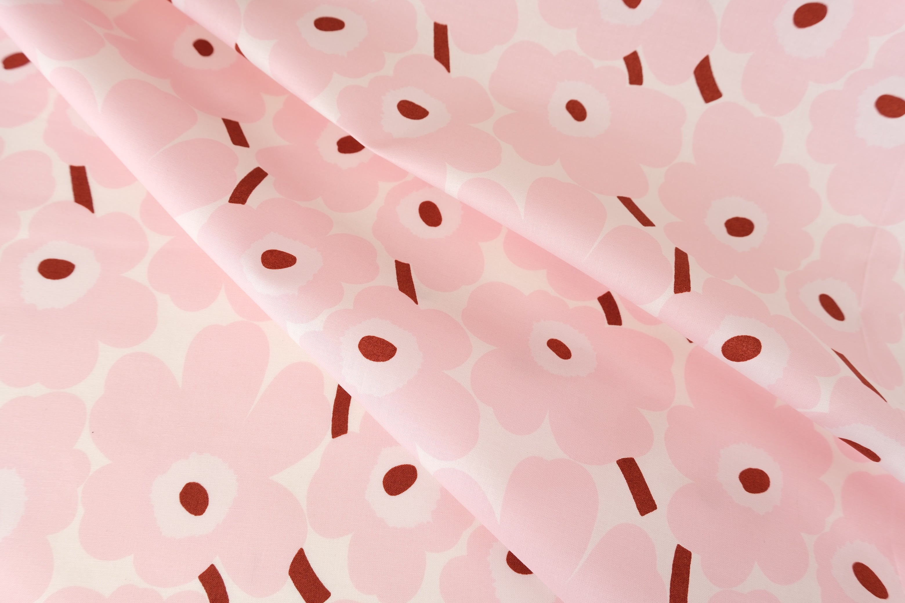 Marimekko Mini Unikko Organic Cotton Fabric - Pink/Burgundy (Per 1/2 Metre)