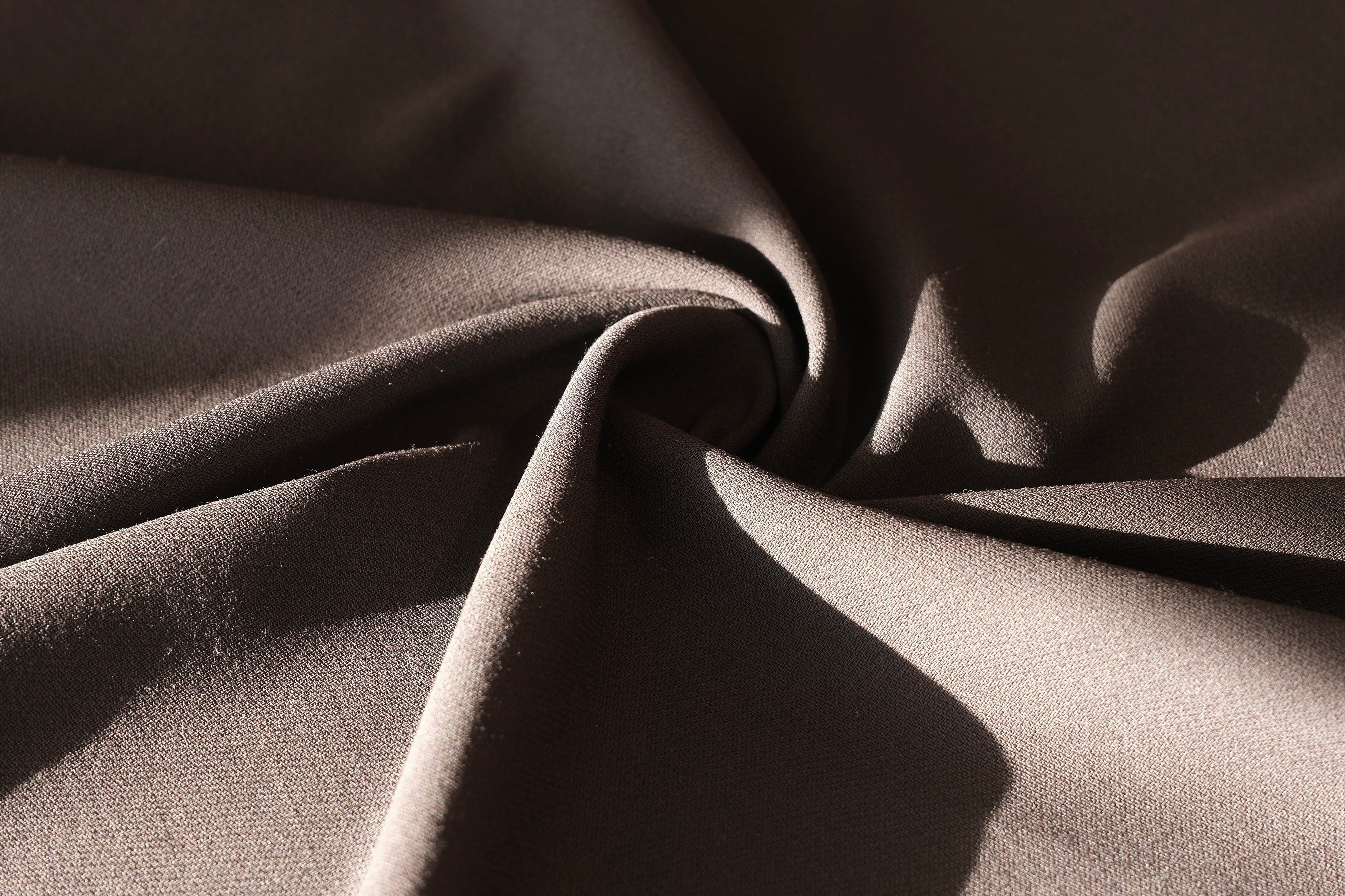 Deadstock Lightweight Wool Crepe (per 1/2M)