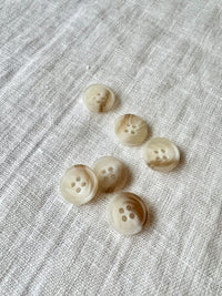 Bioresin Button - Almond, Shiny - 15mm (5/8")