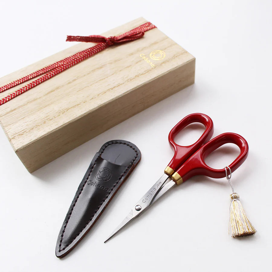Cohana Small Scissors with Lacquered Handles (Shunuri) (45-140)