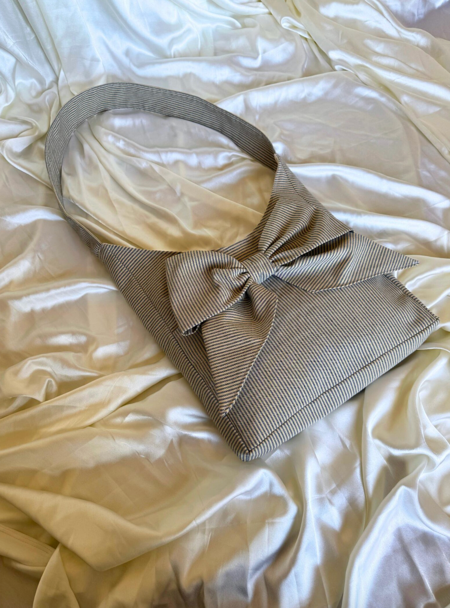 Jessiou's Closet Daily Bag Sewing Pattern (PDF or Printed)