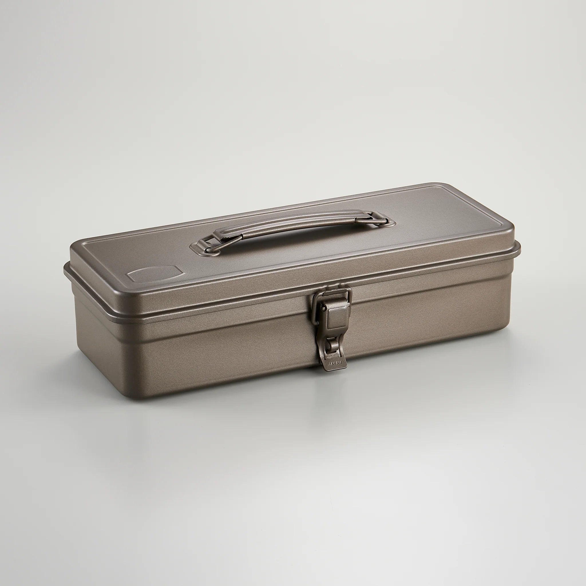 Toyo Steel Trunk Shape Toolbox T-320 (Titanium)