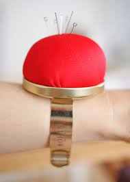 Gilded Bracelet Pincushion - Bohin France