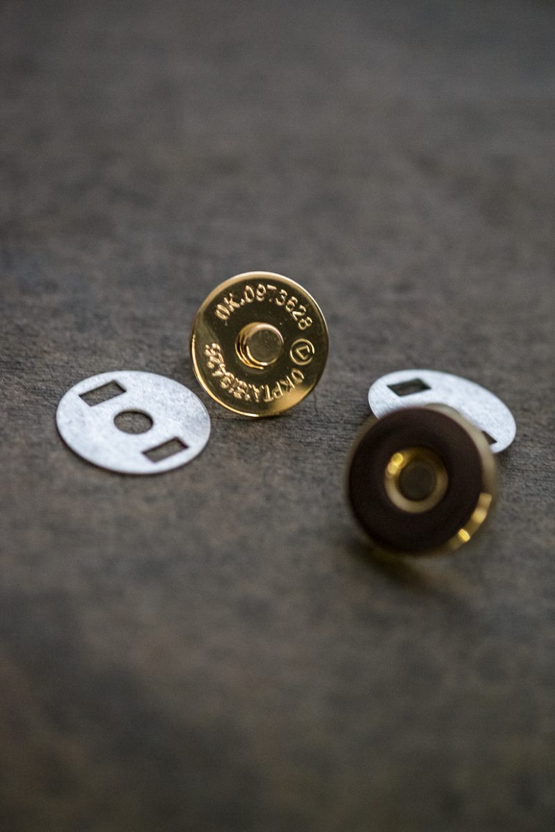 Magnetic Snaps - Gold/Brass
